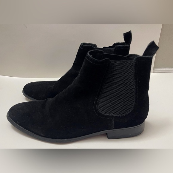 Black suede men\'s Chelsea boots classic chic preppy work fall office workwear main image 8